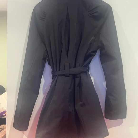 6/$25 ⚡️⚡️⚡️⚡️Women's Black Belted Coat - Picture 5 of 5